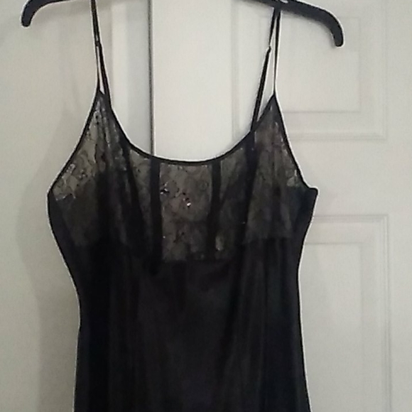 Black lingerie long gown - Picture 2 of 3